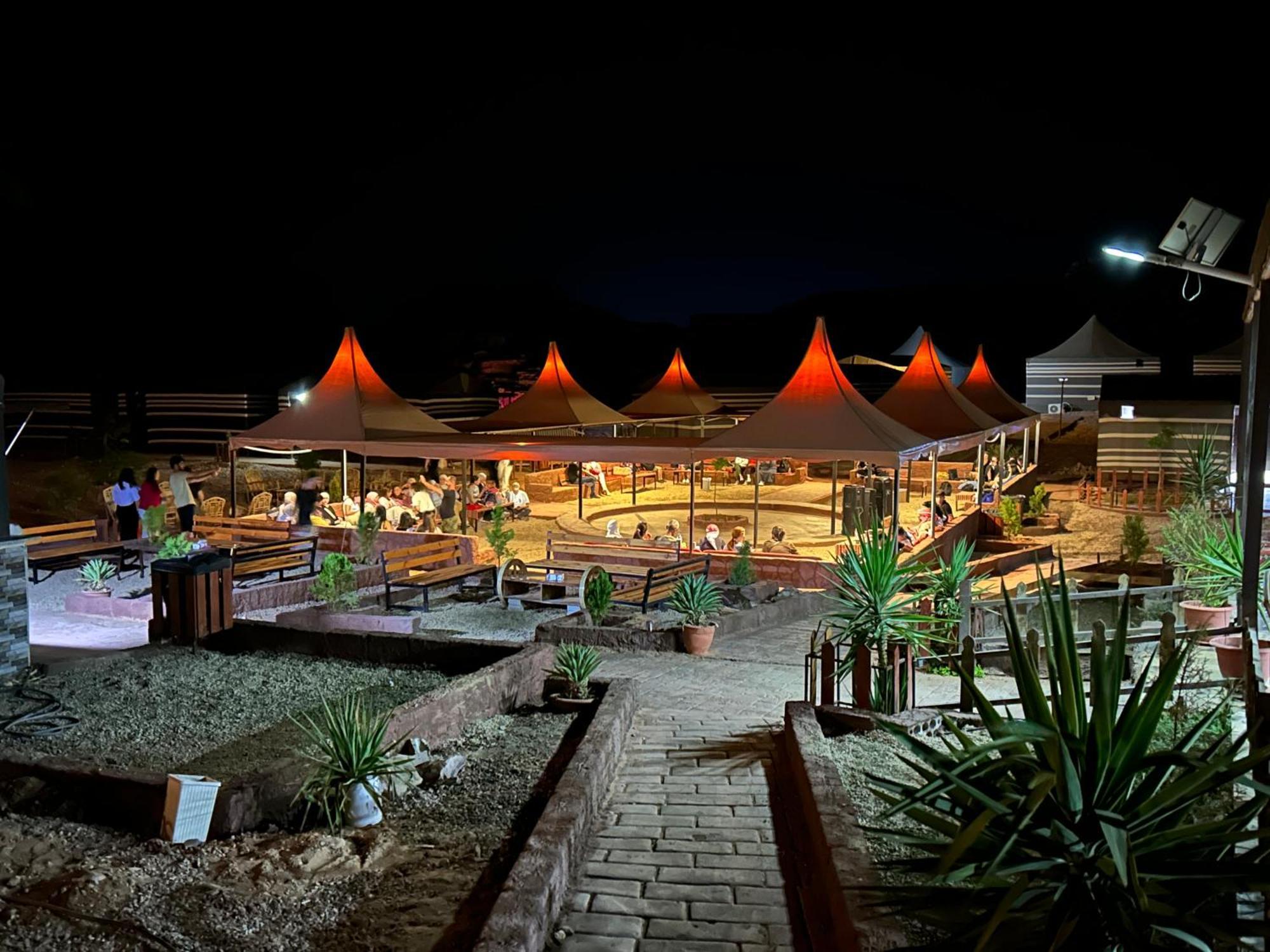Desert Island Camp วาดิรัม ภายนอก รูปภาพ
